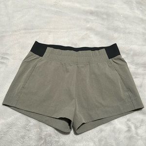 Prana Hybridizer Shorts NWOT